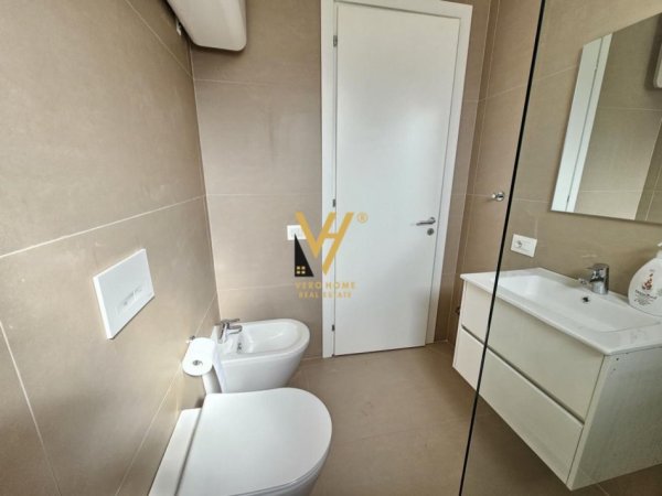 Tirane, jepet me qera Vile 3 Katshe Kati 0, 900 m² 2.800 € (TEGU)