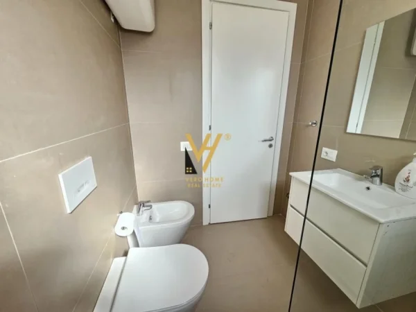 Tirane, jepet me qera Vile 3 Katshe Kati 0, 900 m² 2.800 € (TEGU)