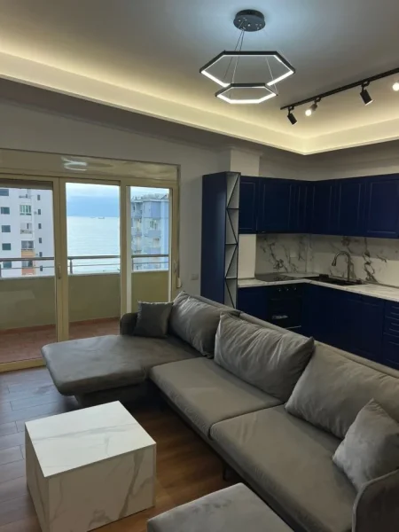 Durres, shitet apartament+verande | Penthouse 2+1+Aneks+Ballkon Kati 6, 133 m² 178.000 € (Shkembi Kavajes)