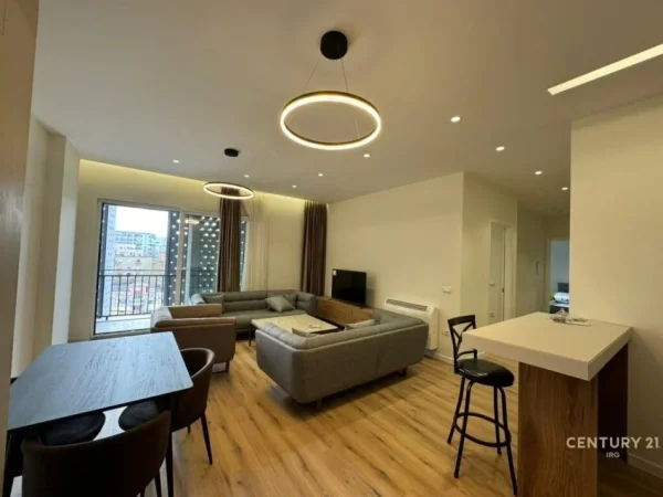 Tirane, jepet me qera apartament 2+1+Aneks+Ballkon Kati 5, 130 m² 750 € (Emerald Center)