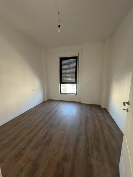 Shqiperi, shitet 3+1+Ballkon Kati 7, 135 m² (Xganfize kemo)