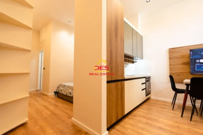 Vlore, shitet garsonier 1+1 Kati 0, 45 m² 99.000 € (Rruga Çamëria, Vlorë)