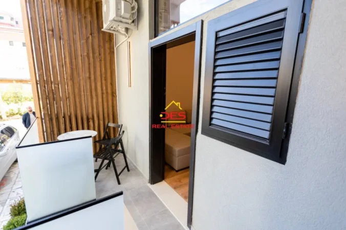 Vlore, shitet garsonier 1+1 Kati 0, 45 m² 99.000 € (Rruga Çamëria, Vlorë)