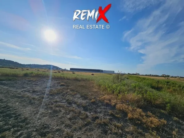 Durres, shitet toke , 11.385 m²