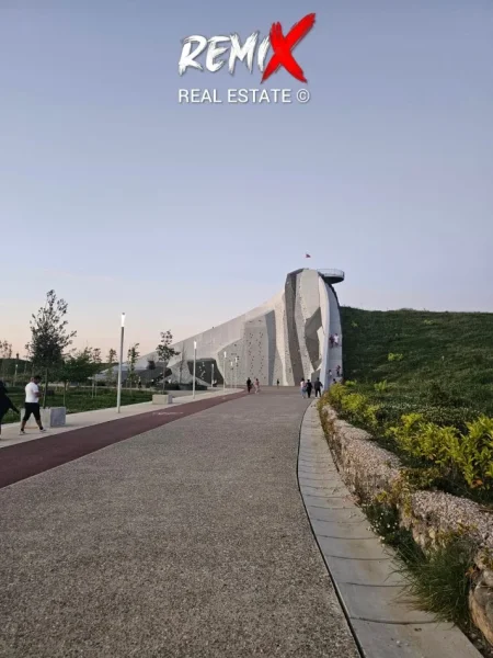 Durres, shitet toke , 11.385 m²