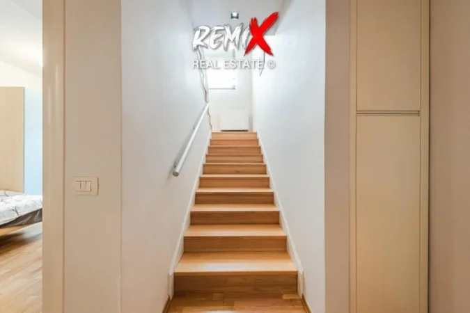 Durres, shitet apartament duplex Dublex Kati 8, 290 m² 348.000 € 