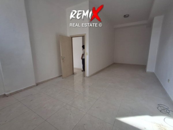 Durres, shitet ambjent biznesi Kati 0, 100 m² 130.000 € 