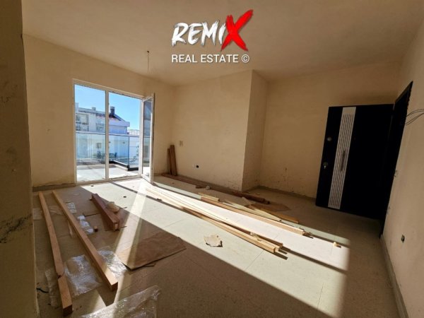 Mali Robit, shitet apartament 1+1+Aneks+Ballkon Kati 6, 63 m² 125.600 €