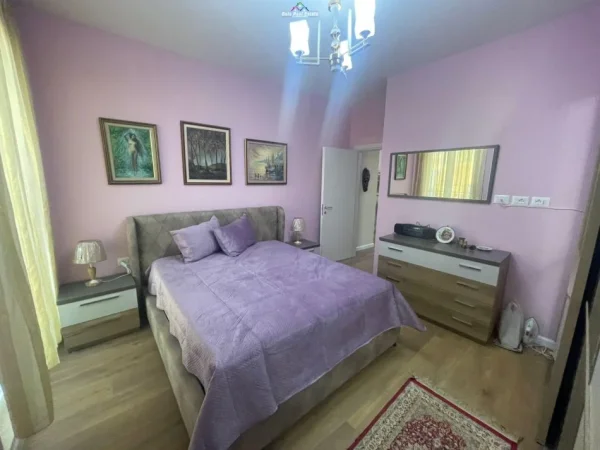 Shqiperi, jepet me qera apartament 1+1+Ballkon Kati 7, 73 m² 600 € (rruga e elbasanit)