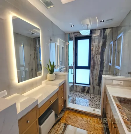 Tirane, shitet apartament+verande | Penthouse 5+1+Aneks Kati 10, 435 m² 1.605.000 € (Rruga e Kavajës)