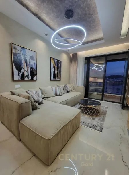 Tirane, shitet apartament+verande | Penthouse 5+1+Aneks Kati 10, 435 m² 1.605.000 € (Rruga e Kavajës)