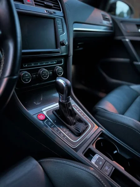 Tirane, ️SHITET SUPER VW GOLF 7 GTD️ Nafte, e bardhë automatik Kondicioner 155.000 km