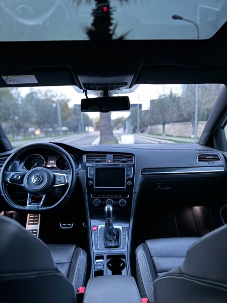 Tirane, ️SHITET SUPER VW GOLF 7 GTD️ Nafte, e bardhë automatik Kondicioner 155.000 km