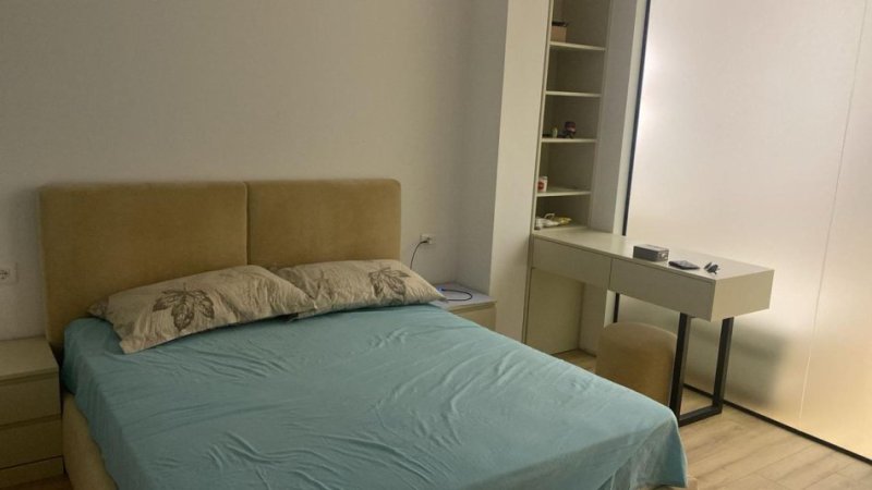 Tirane, jepet me qera apartament 1+1 Kati 7, 65 m² 550 € (astir)