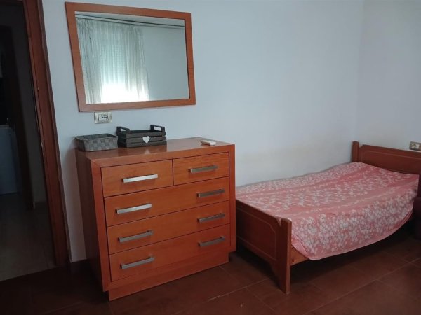 Tirane, jepet me qera apartament 1+1+Aneks Kati 3, 70 m² 400 € (rruga e kavajes)