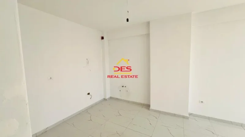 Vlore, shitet apartament 1+1+Ballkon Kati 3, 70 m² 91.650 € (Orikum, Vlorë)