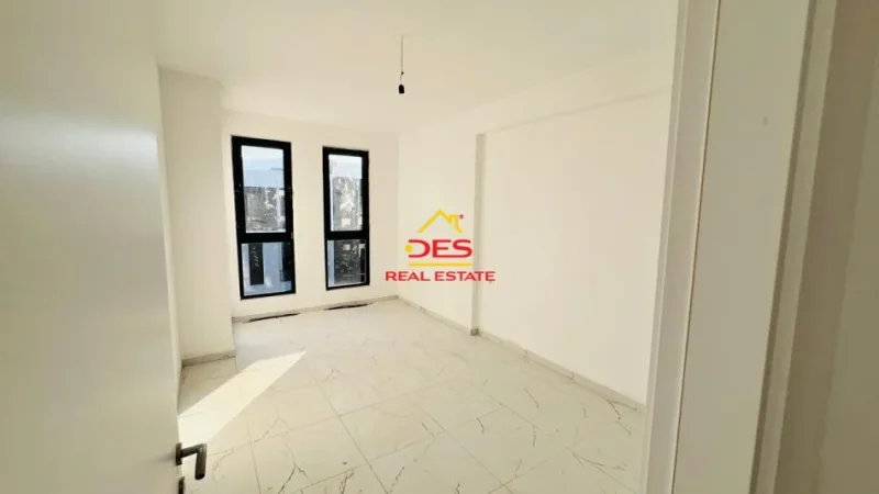 Vlore, shitet apartament 1+1+Ballkon Kati 3, 70 m² 91.650 € (Orikum, Vlorë)