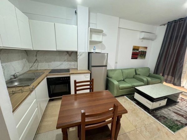 Tirane, shitet garsonier Kati 3, 44 m² 67.000 € (astir)