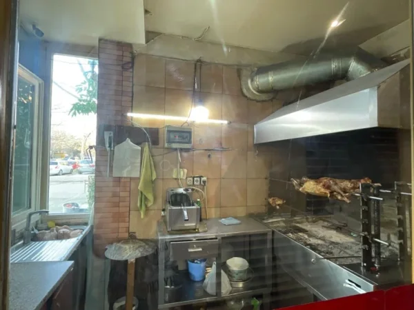 Vlore, shitet bar-resorant Kati 0, 95 m² 190.000 € (Rr.Demokracia,Vlore)