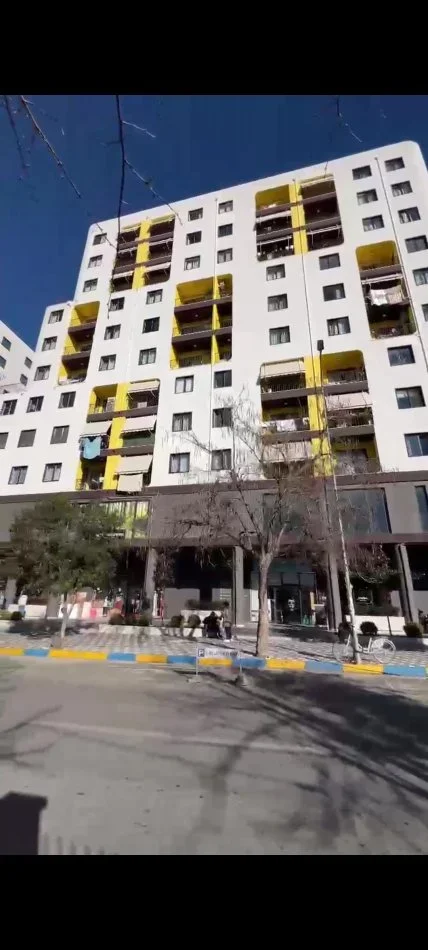 Tirane, shitet apartament 1+1 Kati 2, 73 m² 110.000 € 