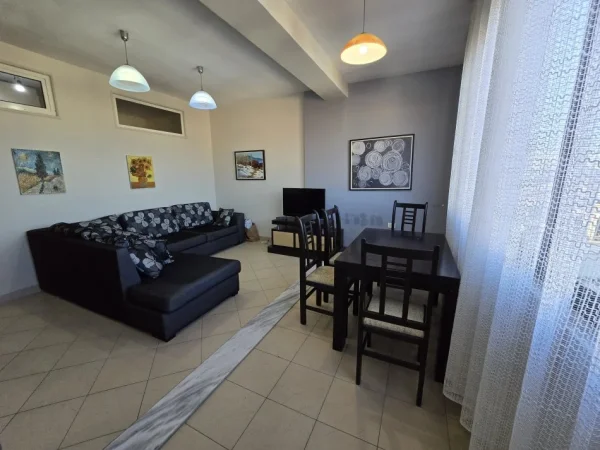 Tirane, shitet apartament 2+1+Aneks+Ballkon Kati 4, 77 m² 110.000 € (kodra e diellit)