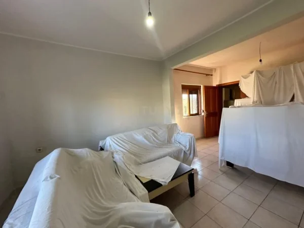 Durres, shitet shtepi 2+1 Kati 0, 548 m² 75.000 € (SHIJAK)