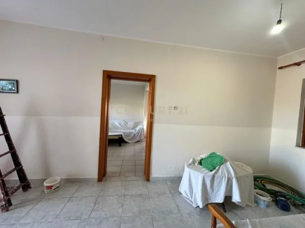Durres, shitet shtepi 2+1 Kati 0, 548 m² 75.000 € (SHIJAK)
