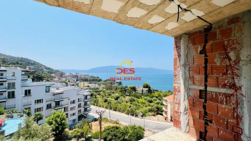 Vlore, shitet apartament 1+1+Ballkon Kati 3, 83 m² 207.500 € (Rruga Dhimitër Konomi)