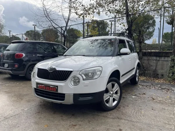 Tirane, shes makine SKODA YETI Nafte, e bardhë manuale Klima 170.000 km 5.790 €