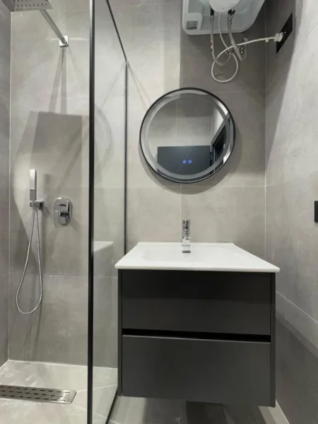 Tirane, jepet me qera apartament 1+1 Kati 0, 41 m² 550 € (liqeni i thate)