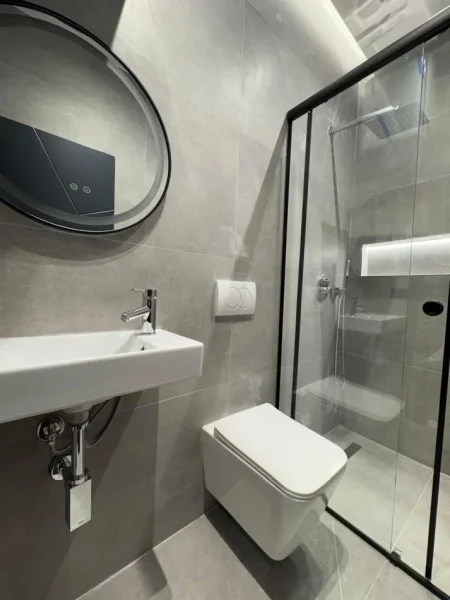 Tirane, jepet me qera apartament 1+1 Kati 0, 45 m² 600 € (liqeni i thate)