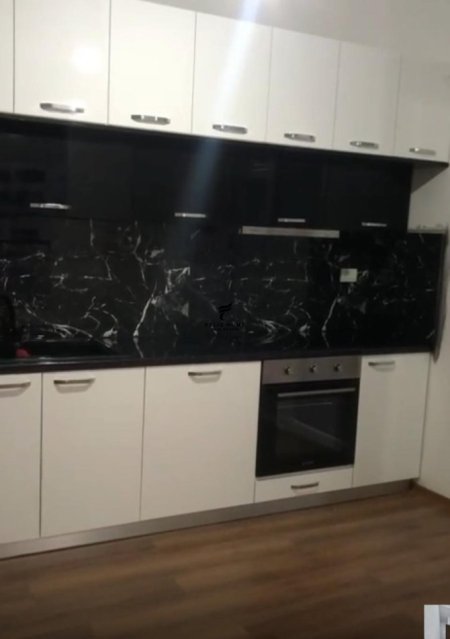 Tirane, jepet me qera apartament 2+1 Kati 4, 100 m² 500 € (DON BOSKO)