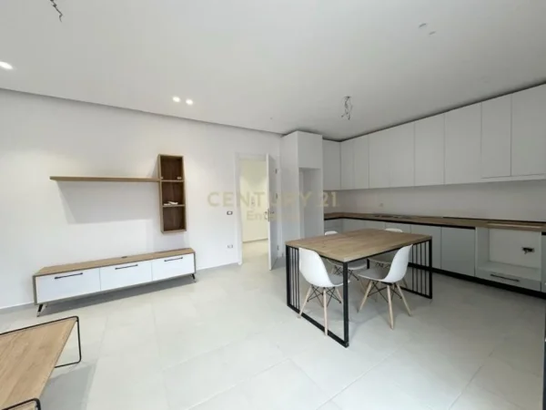 Tirane, shes apartament 2+1 , 105 m² 180.000 € (Kodra e Diellit)