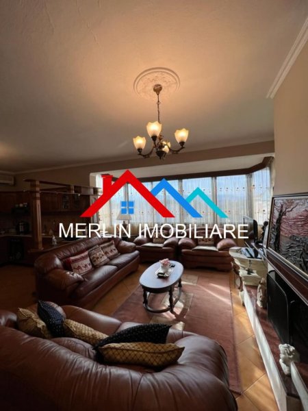 Tirane, shitet apartament 2+1 Kati 5, 133 m² 165.000 € (Rruga At Zef Valentini)