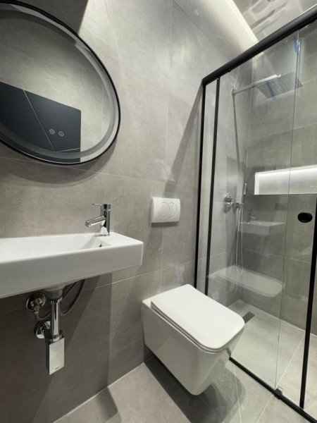 Tirane, jepet me qera garsonier 1+1 Kati 0, 40 m² 600 € (Liqeni i Thate)