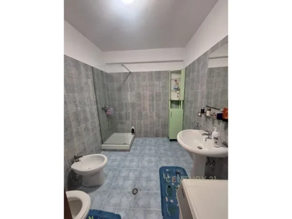 Tirane, shitet apartament 2+1 Kati 5, 120 m² 175.000 € (Don Bosco ,Tirane)