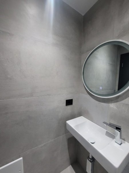 Tirane, jepet me qera garsonier 1+1 Kati 0, 40 m² 550 € (Liqeni i Thate)