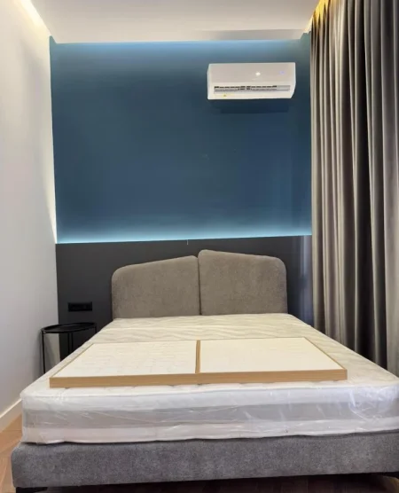Tirane, jepet me qera apartament 1+1+Ballkon Kati 1, 45 m² 550 € (LIQENI I THATE RRUGA PETI)