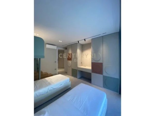 Durres, shitet apartament 2+1+Ballkon , 138 m² 420.000 € (durres)