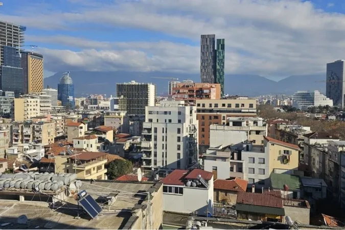 Tirane, shitet apartament 2+1+Ballkon , 114 m² 289.900 € (myslym shyri)