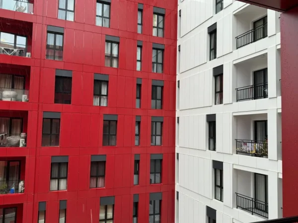 Tirane, shitet apartament 2+1 , 127 m² (Farmacia 10)