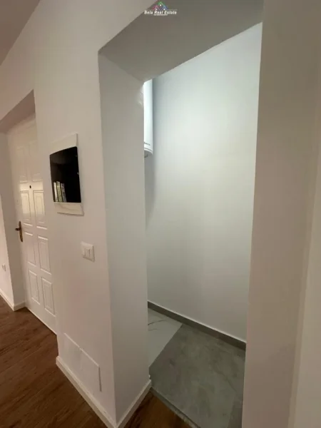 Tirane, shes apartament 1+1+Ballkon Kati 2, 57 m² 75.000 € (allias)