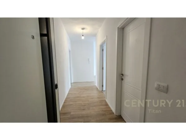 Tirane, shitet apartament 2+1 Kati 7, 104 m² 177.000 € (Don Bosko)