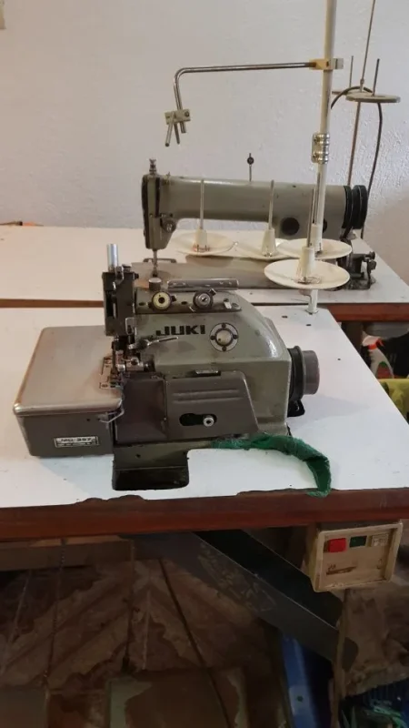 Elbasan, shes Makine qepese makine qepese dhe syzator