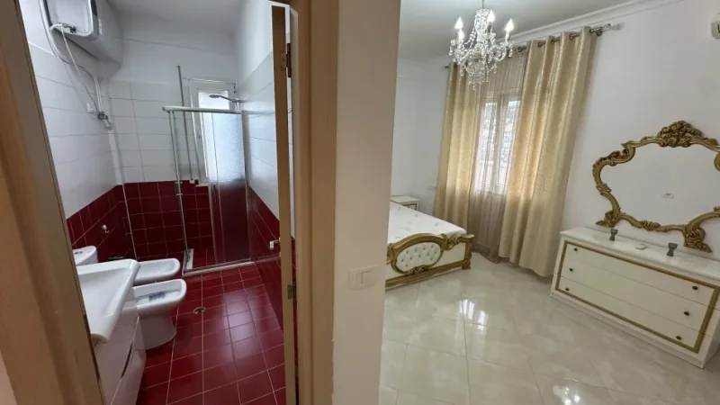 180000€, 220 m² Tirane, SHITET Apartament+verande | Penthouse 3+1+Aneks+Ballkon+2 banjo. Kati 4, 220 m²