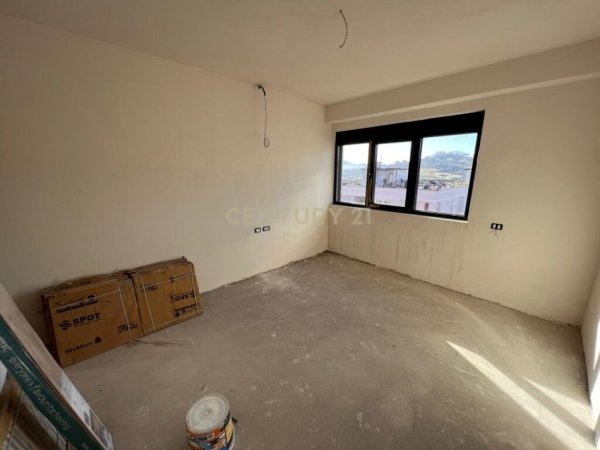 Tirane, shes apartament 3+1+2+VERANDE , 242 m² 260.000 € (Astiri)