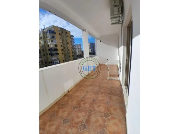 Durres, shitet apartament 2+1 Kati 3, 207 m² 210.000 € (Vollga, Durres)