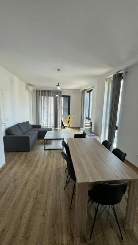 Tirane, jepet me qera apartament 1+1+Ballkon Kati 8, 95 m² 1.200 € (RRUGA E ELBASANIT)