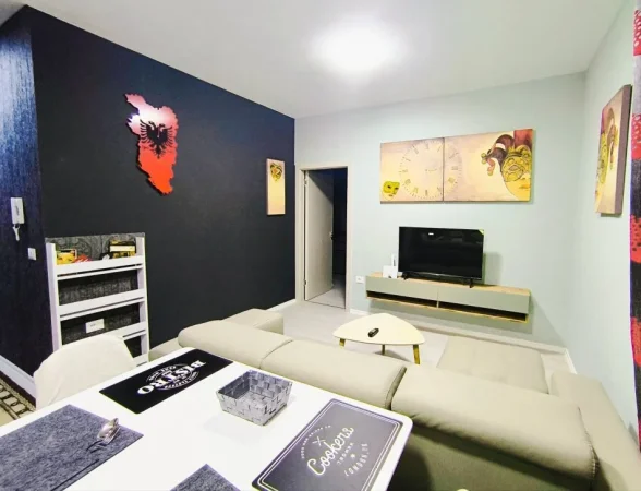 Tirane, jepet me qera apartament 1+1+Ballkon Kati 3, 67 m² 40 € (Teodor keko)