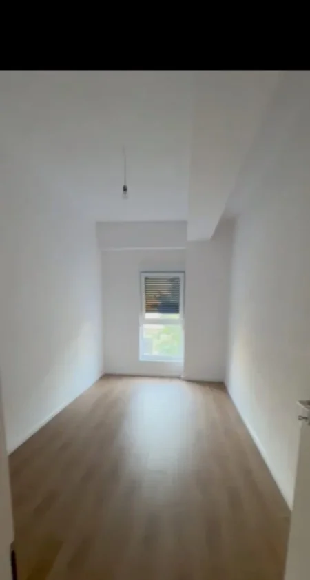 Tirane, shitet apartament 2+1 Kati 2, 83 m² 123.000 € (ali demi)